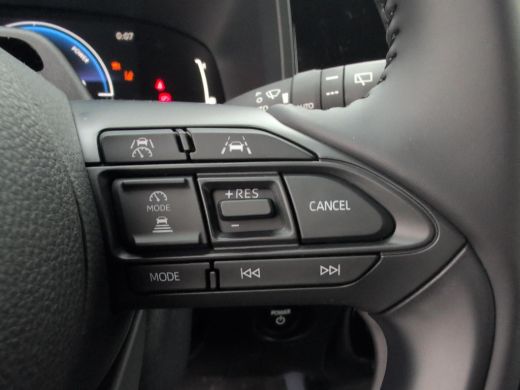 Toyota Aygo Hybrid 115 pulse | Android Auto | Apple Carplay | Lavender met zwart dak | Automaat ActivLease financial lease