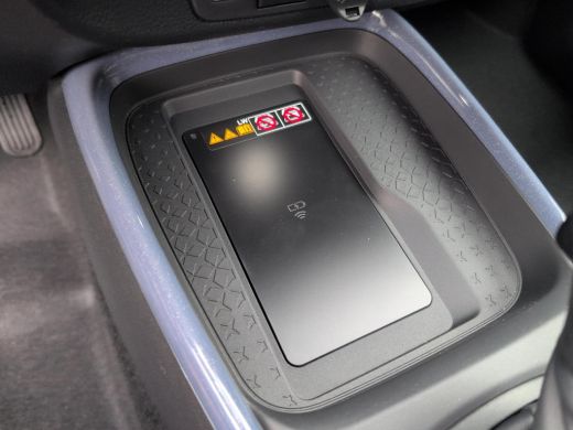 Toyota Aygo Hybrid 115 pulse | Android Auto | Apple Carplay | Lavender met zwart dak | Automaat ActivLease financial lease