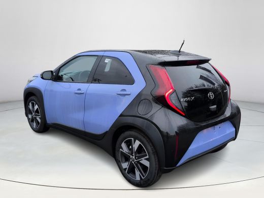 Toyota Aygo Hybrid 115 pulse | Android Auto | Apple Carplay | Lavender met zwart dak | Automaat ActivLease financial lease