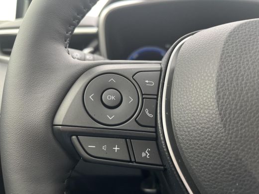 Toyota Corolla Cross Hybrid 140 Dynamic | Panodak | Uit voorraad leverbaar | &euro; 1.500 extra inruilwaarde | ActivLease financial lease