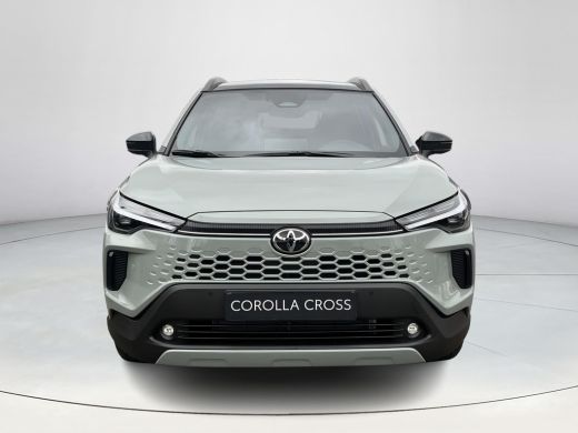 Toyota Corolla Cross Hybrid 140 Dynamic | Panodak | Uit voorraad leverbaar | &euro; 1.500 extra inruilwaarde | ActivLease financial lease