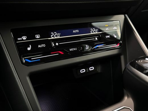 Volkswagen Polo 1.0 95pk TSI R-Line Edition Achteruitrijcamera | Stoelverwarming | R-Line ActivLease financial lease