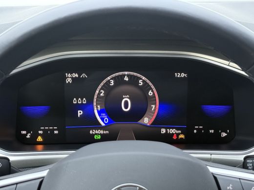 Volkswagen T-Roc 1.5 TSI Move | CarPlay | Camera | Cruise | LED | DAB+ | 17 inch ActivLease financial lease