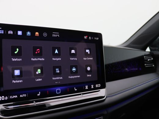 Volkswagen Tiguan 1.5 eHybrid R-Line Edition Pano-Schuifdak, Leder, Memorystoel, 20" LM Velgen, Trekhaak, Matrix LE... ActivLease financial lease