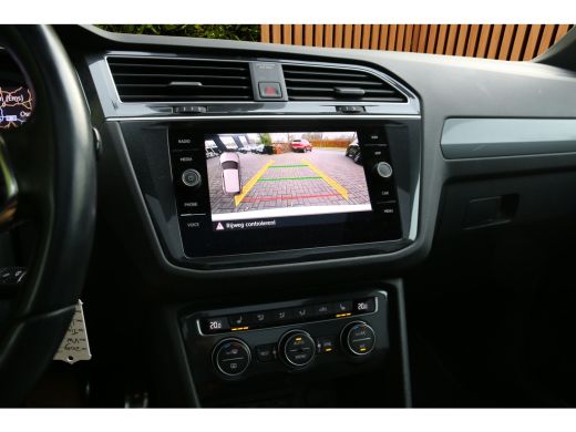 Volkswagen Tiguan 1.5 TSI ACT Highline Business R | Panoramadak | CarPlay | Stoelverwarming | Adaptive Cruise | Cam... ActivLease financial lease