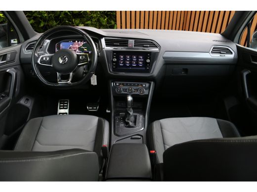 Volkswagen Tiguan 1.5 TSI ACT Highline Business R | Panoramadak | CarPlay | Stoelverwarming | Adaptive Cruise | Cam... ActivLease financial lease