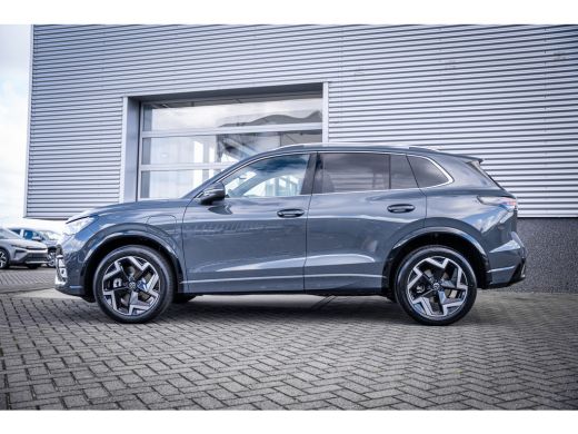 Volkswagen Tiguan R-Line Edition - eHybrid | 'App-Connect' draadloze smartphone integratie | Automatische afstandsr... ActivLease financial lease