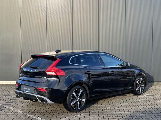 Volvo  V40 T3 Polar+ Sport | Panoramadak | Trekhaak | Stoelverwarming | Cruise control | Camera | Harman Kar... ActivLease financial lease