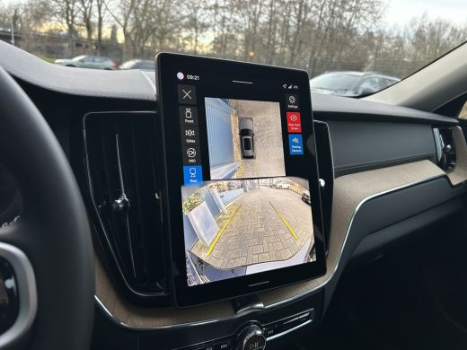 Volvo  XC60 2.0 T6 Plug-in hybrid AWD Ultra Dark | MY26 | HU-Display | Panoramadak | Trekhaak | 360 Camera | ActivLease financial lease