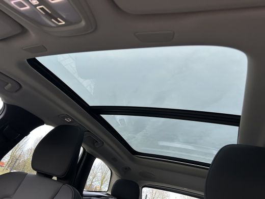 Volvo  XC60 2.0 T6 Plug-in hybrid AWD Ultra Dark | MY26 | HU-Display | Panoramadak | Trekhaak | 360 Camera | ActivLease financial lease