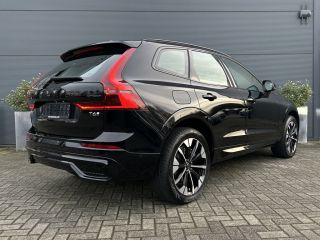 Volvo  XC60 2.0 T6 Plug-in hybrid AWD Ultra Dark | MY26 | HU-Display | Panoramadak | Trekhaak | 360 Camera |