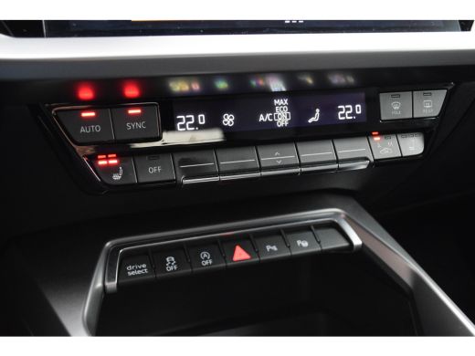 Audi A3 Sportback 35 TDI / 2x S-line/ Head-Up Display/ Bang & Olufsen Sound System/ Panoramadak/ 110kW (1... ActivLease financial lease