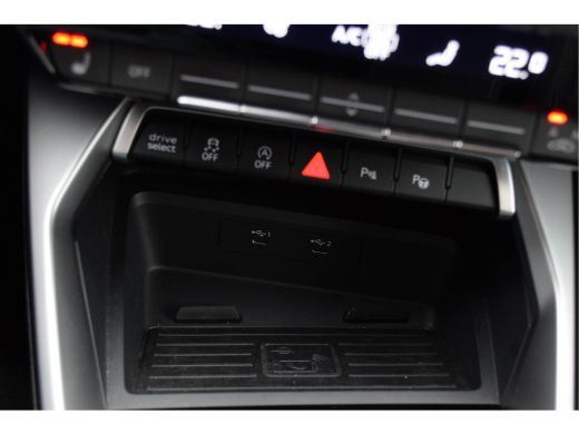 Audi A3 Sportback 35 TDI / 2x S-line/ Head-Up Display/ Bang & Olufsen Sound System/ Panoramadak/ 110kW (1... ActivLease financial lease