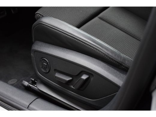 Audi A3 Sportback 35 TDI / 2x S-line/ Head-Up Display/ Bang & Olufsen Sound System/ Panoramadak/ 110kW (1... ActivLease financial lease