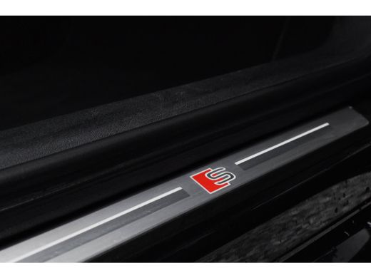 Audi A3 Sportback 35 TDI / 2x S-line/ Head-Up Display/ Bang & Olufsen Sound System/ Panoramadak/ 110kW (1... ActivLease financial lease