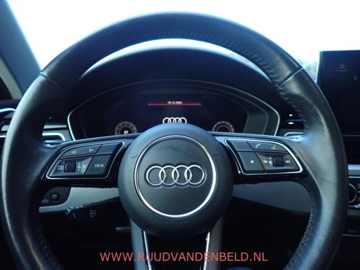 Audi A4 Limousine 35 TFSI Launch edition Business NAVI / CRUISE / SPORT ONDERSTEL + STOELEN ActivLease financial lease