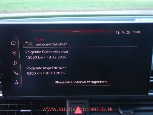 Audi A4 Limousine 35 TFSI Launch edition Business NAVI / CRUISE / SPORT ONDERSTEL + STOELEN ActivLease financial lease