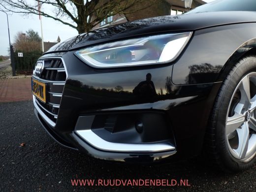 Audi A4 Limousine 35 TFSI Launch edition Business NAVI / CRUISE / SPORT ONDERSTEL + STOELEN ActivLease financial lease