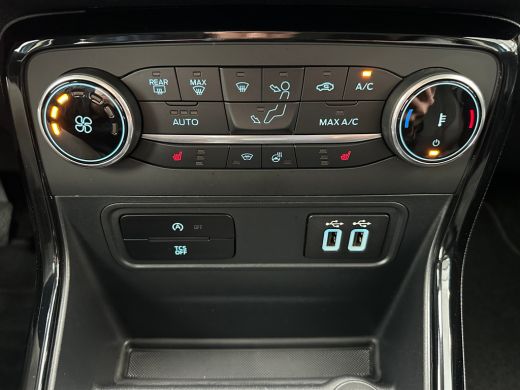 Ford EcoSport 125PK ST-Line-X | STOEL-, STUUR- EN VOORRUITVERWARMING| B&O PREMIUM SOUND| NAVIGATIE| PARKEERSENS... ActivLease financial lease