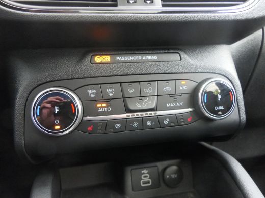 Ford Kuga 2.5 PHEV ST-Line X | Black Pack / Graphite Tech | Panoramadak | B&O | Adaptive LED | Winterpack |... ActivLease financial lease