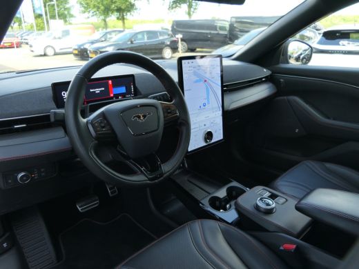 Ford Mustang Mach-E Mach-E AWD 75 kWh | Panoramadak | 360 Camera | Adaptive Cruise | BLIS | Elektrische Achterklep | ... ActivLease financial lease