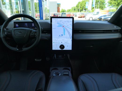 Ford Mustang Mach-E Mach-E AWD 75 kWh | Panoramadak | 360 Camera | Adaptive Cruise | BLIS | Elektrische Achterklep | ... ActivLease financial lease