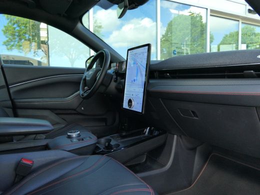 Ford Mustang Mach-E Mach-E AWD 75 kWh | Panoramadak | 360 Camera | Adaptive Cruise | BLIS | Elektrische Achterklep | ... ActivLease financial lease