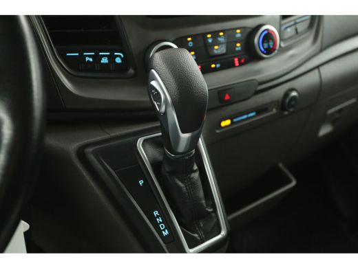 Ford Transit 2.0 TDCI L2H2 | Euro6 | Automaat | Airco | Cruise | Camera | 3-Zits | Trekh. | Stoelverw. | Carplay ActivLease financial lease