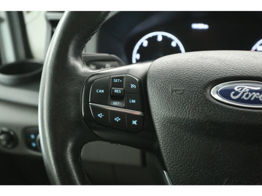 Ford Transit 2.0 TDCI L2H2 | Euro6 | Automaat | Airco | Cruise | Camera | 3-Zits | Trekh. | Stoelverw. | Carplay ActivLease financial lease