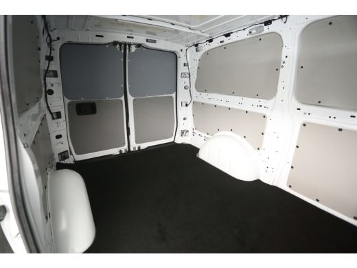 Mercedes-Benz Vito 114 CDI Lang | Automaat | Airco | Cruise | 3-Zits | Trekh. | Carplay | Stoelverw. | 18''LMV ActivLease financial lease