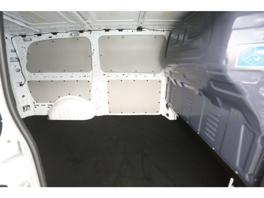 Mercedes-Benz Vito 114 CDI Lang | Automaat | Airco | Cruise | 3-Zits | Trekh. | Carplay | Stoelverw. | 18''LMV ActivLease financial lease