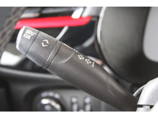 Opel Corsa-e GS Line 50 kWh | Navi | Dodehoek detectie | Parkeersensoren | Achteruitrijcamera | Apple Carplay/... ActivLease financial lease