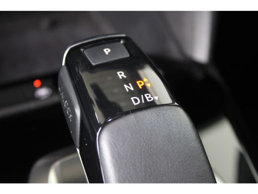 Opel Corsa-e GS Line 50 kWh | Navi | Dodehoek detectie | Parkeersensoren | Achteruitrijcamera | Apple Carplay/... ActivLease financial lease