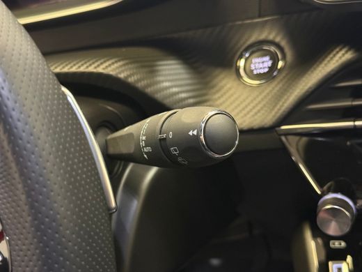 Peugeot 208 Hybrid 100 e-DCS6 GT | Achteruitrijcamera | Cruise control | DAB | Full-LED koplampen | Keyless e... ActivLease financial lease