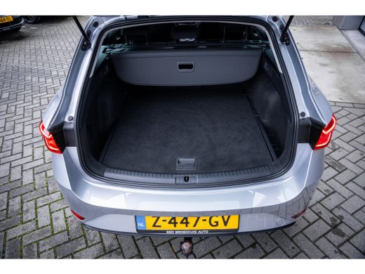 Seat Leon Sportstourer 1.0 eTSI Style Business Intense | Achteruitrijcamera | Apple Carplay/Android Auto|te... ActivLease financial lease