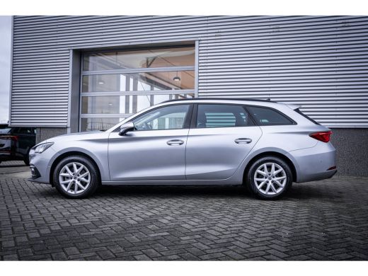 Seat Leon Sportstourer 1.0 eTSI Style Business Intense | Achteruitrijcamera | Apple Carplay/Android Auto|te... ActivLease financial lease