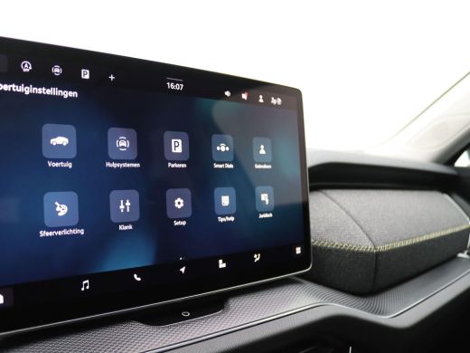 Skoda Kodiaq 1.5 TSI MHEV Business Edition 7p. 150PK DSG matrix led, trekhaak, adaptive cruise met travel assi... ActivLease financial lease