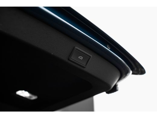 Skoda Superb Combi 1.4 TSI 218pk PHEV Laurin & Klement | Panoramadak | Trekhaak | Leder | Keyless | Stoelen El... ActivLease financial lease