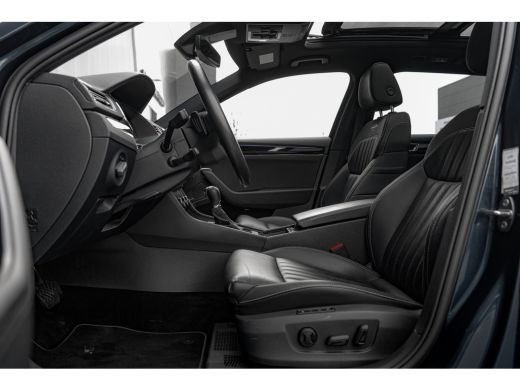 Skoda Superb Combi 1.4 TSI 218pk PHEV Laurin & Klement | Panoramadak | Trekhaak | Leder | Keyless | Stoelen El... ActivLease financial lease
