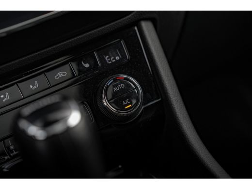 Skoda Superb Combi 1.4 TSI 218pk PHEV Laurin & Klement | Panoramadak | Trekhaak | Leder | Keyless | Stoelen El... ActivLease financial lease