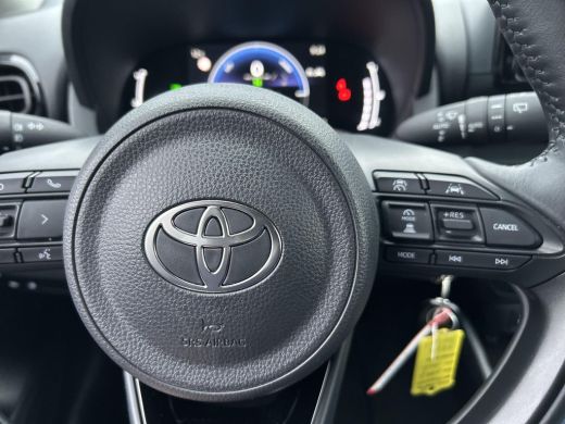 Toyota Yaris 1.5 Hybrid 115 Dynamic (Carplay - Adaptive cruise) ActivLease financial lease