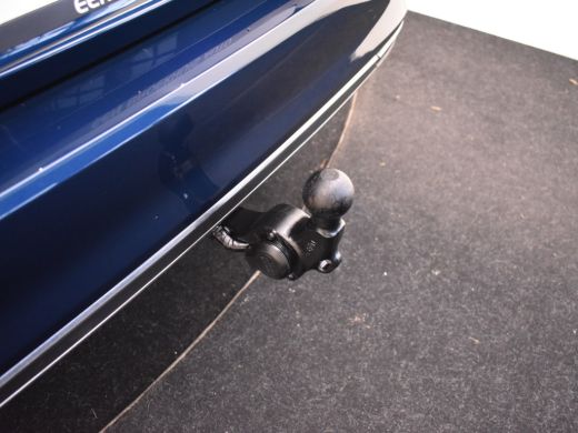 Volkswagen Passat Variant GTE Business 218pk | Panorama dak | Trekhaak | Head-up display | Dodehoekdetectie | Leder... ActivLease financial lease