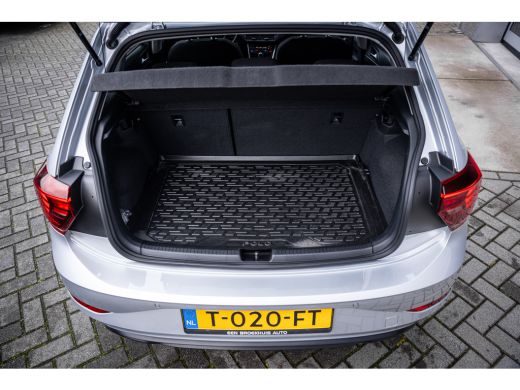 Volkswagen Polo 1.0 TSI Life Business | Achteruitrijcamera | Airco (automatisch) | Voorstoelen verwarmd ActivLease financial lease