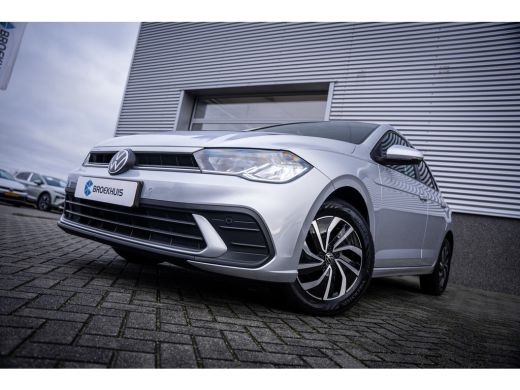 Volkswagen Polo 1.0 TSI Life Business | Achteruitrijcamera | Airco (automatisch) | Voorstoelen verwarmd ActivLease financial lease