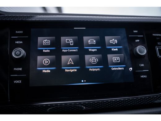 Volkswagen Polo 1.0 TSI Life Business | Achteruitrijcamera | Airco (automatisch) | Voorstoelen verwarmd ActivLease financial lease