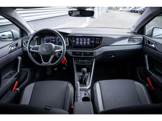 Volkswagen Polo 1.0 TSI Life Business | Achteruitrijcamera | Airco (automatisch) | Parkeersensor voor en achter ActivLease financial lease