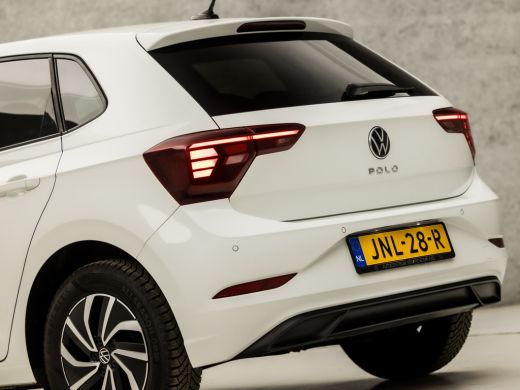 Volkswagen Polo 1.0 TSI Sport (VIRTUAL COCKPIT, APPLE CARPLAY, GROOT NAVI, CLIMATE, STOELVERWARMING, SPORTSTOELEN... ActivLease financial lease