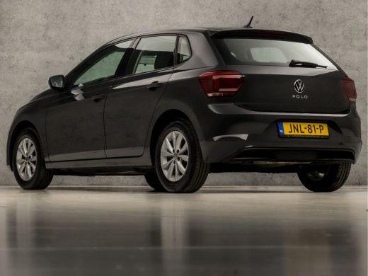 Volkswagen Polo 1.0 TSI Sportline Automaat (APPLE CARPLAY, GROOT NAVI, LM VELGEN, SPORTSTOELEN, PARKEERSENSOREN, ... ActivLease financial lease