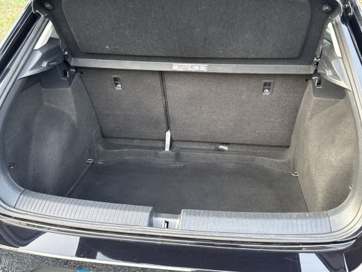 Volkswagen T-Roc TSI 150PK DSG STYLE CARPLAY/ACC/PDC ActivLease financial lease