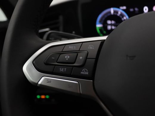 Volkswagen Tiguan 1.5 eHybrid Life Edition 204PK DSG Trekhaak, 18" LM Velgen, Keyless, Achteruitrijcamera, Side Ass... ActivLease financial lease